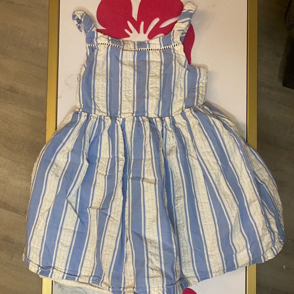 Tahari girls dress! Great condition-size 4!